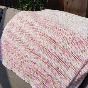 Pastel Baby Blanket Three Bears Knit Crochet Crib Blanket Car Blanket White Pink